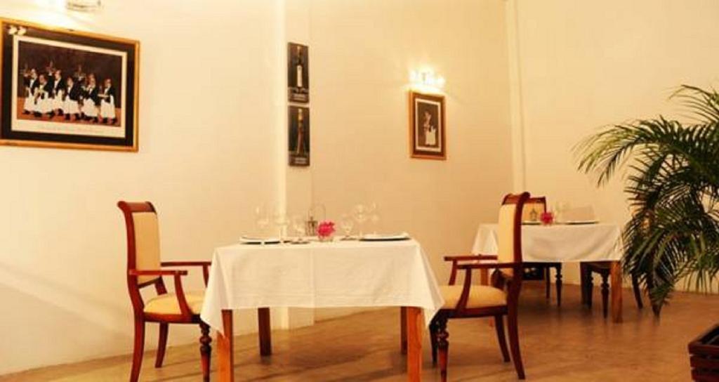 บรูค บูทิค Hotel Melsiripura ภายนอก รูปภาพ